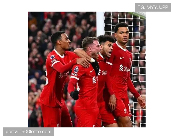 国际米兰边路传中与中路渗透多维度施压，注重肋部突击与反击衔接